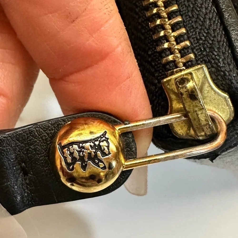 Juicy Couture Scottie Y2K vintage velour zip wallet - Picture 3 of 15